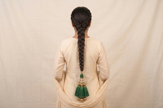 Premium Handcrafted Emerald Green Pearl & Gold Paranda – Traditional Hair Accessory with Silk Tassels
