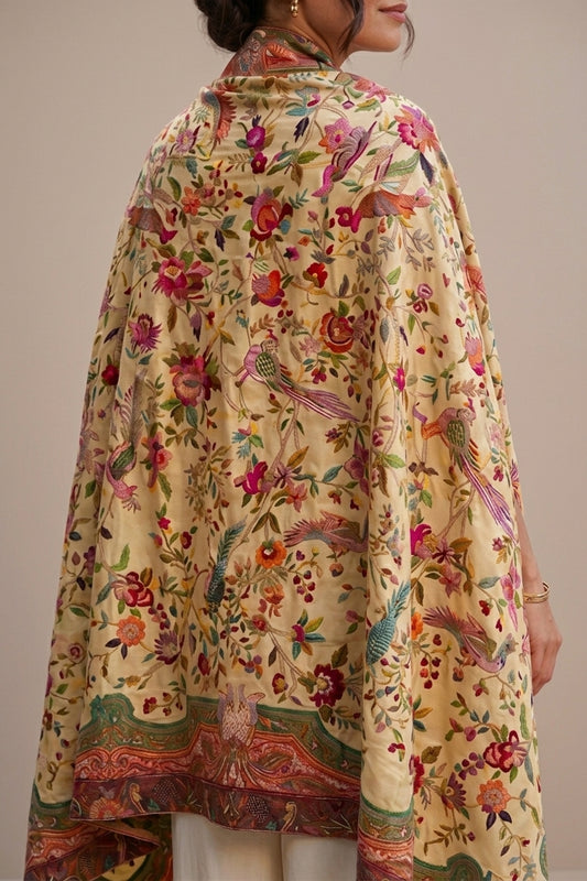 Handwoven Kashmiri Cream Pashmina Shawl – Garden of Paradise Bird & Floral Embroidery