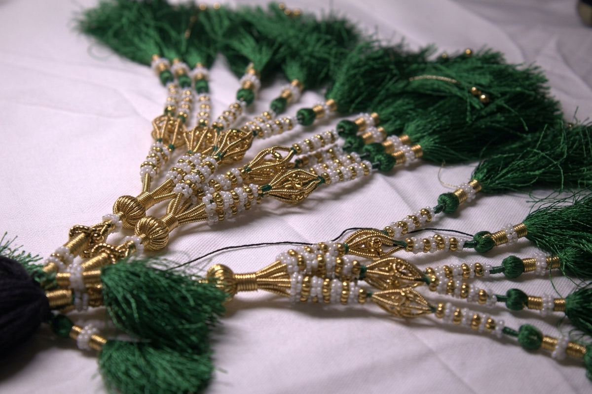 Premium Handcrafted Emerald Green Pearl & Gold Paranda – Traditional Hair Accessory with Silk Tassels